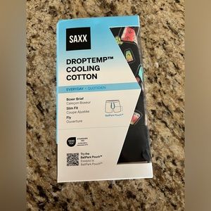 SAXX DropTemp Cooling Men’s Boxer Briefs Size Small